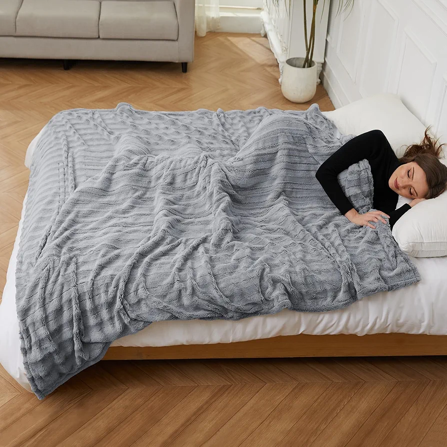 YAKEE Electric Heated Blanket Full Size 72"x 84", 4 Fast Heating Levels, 10H Auto Off, Super Soft Faux Fur Electric Blanket, Overheat Protection, Gray